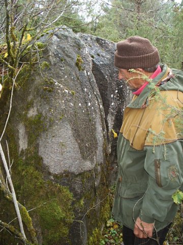 Tondikivi, Lõhkine kivi