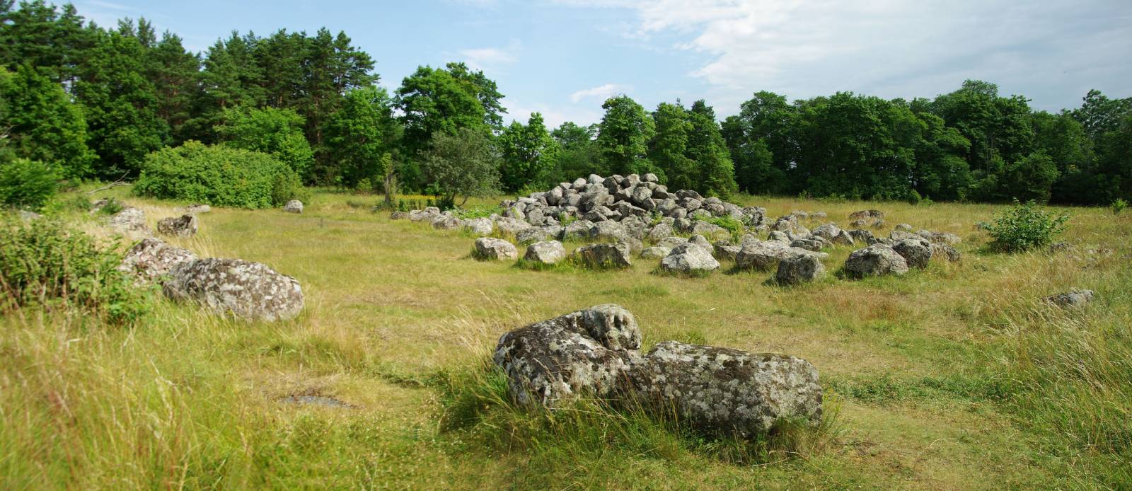 Põhilise leppe kivid