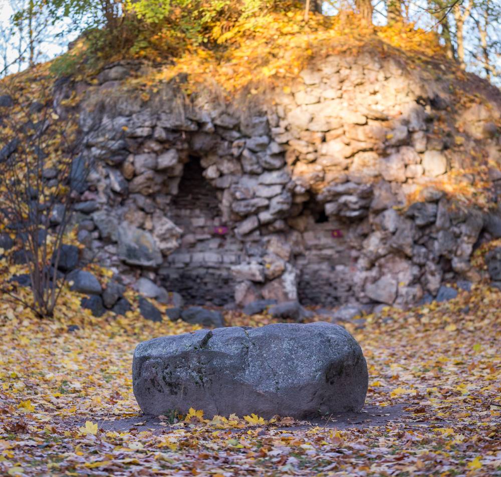 Tartu Toomemäe ohvrikivi