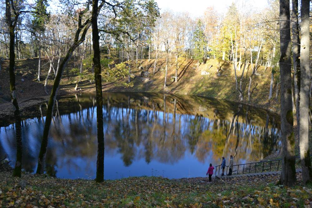 Sügisene Kaali järv