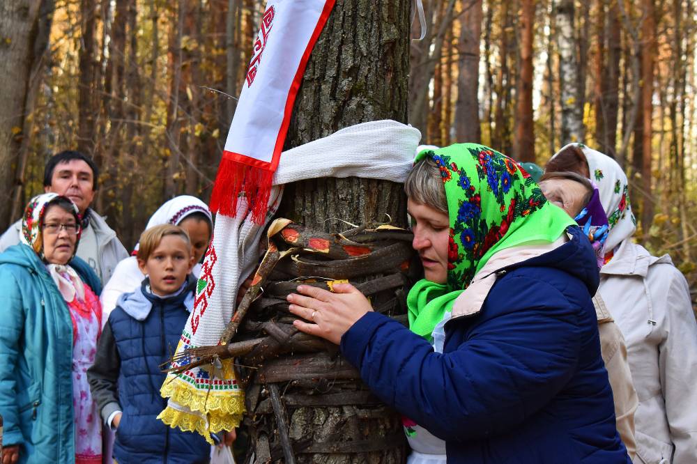 Благодарность священному дереву