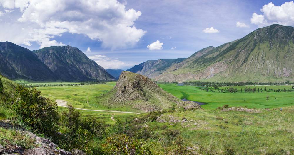 Магнитный камень и седло Сартакпая