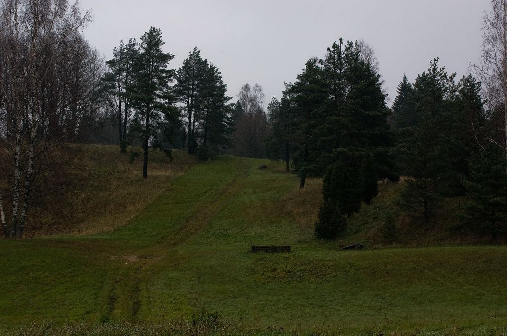 Paluküla hiiemägi